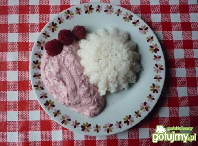 Ryż z serem z malinami  Ryż z serem z malinami