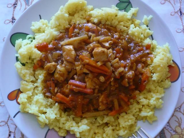 Ryż z sosem czy sos z ryżem