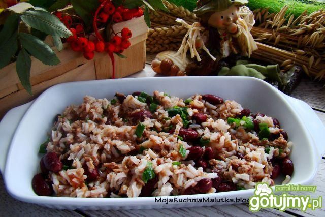 Ryż z tuńczykiem i czerwona fasolą 