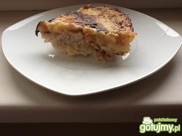 Ryż zapiekany z jabłkami.