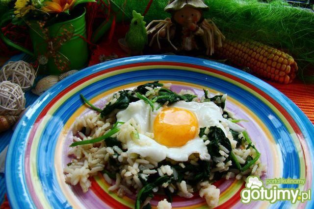 Ryż ze szpiankiem i jajkiem  Ryż ze szpiankiem i jajkiem