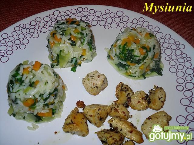 Ryż ze szpinakiem i marchewką