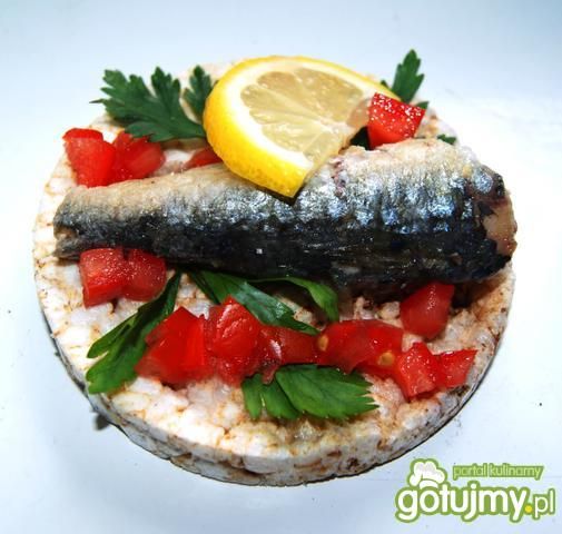 Ryżowa kanapka z sardynką 