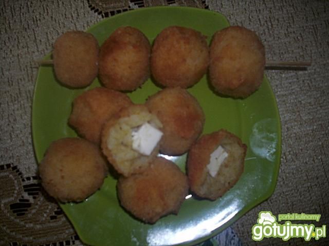 Ryżowe kuleczki z serem Ryżowe kuleczki z serem