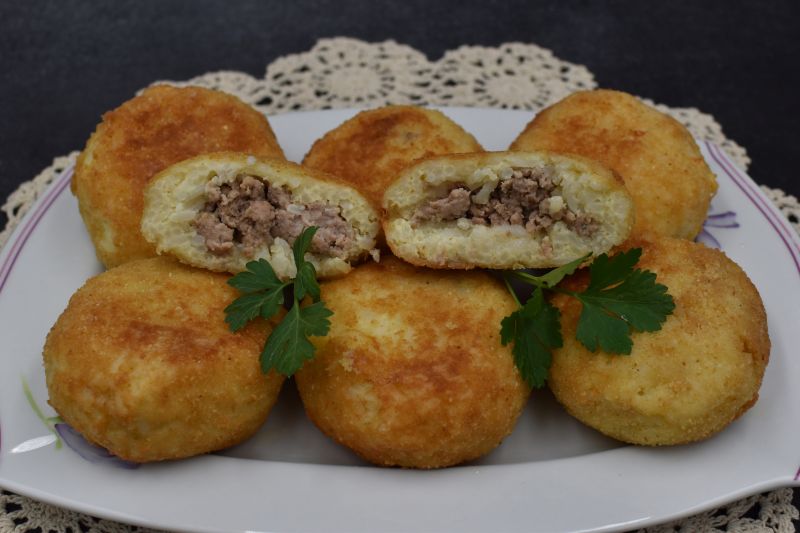 Ryżowe kulki z mięsem Ryżowe kulki z mięsem