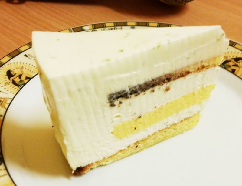 Rzeźki tort z mango i limonką