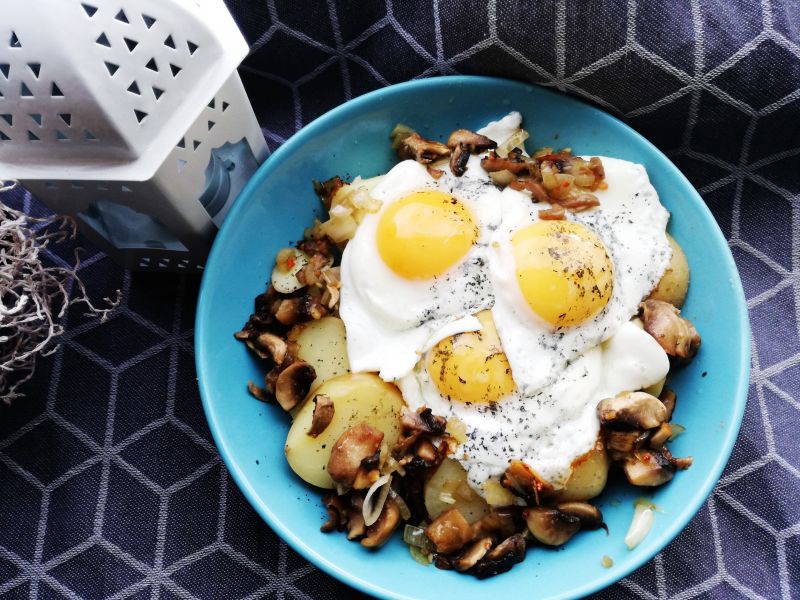 Sadzone z duszonymi pieczarkami