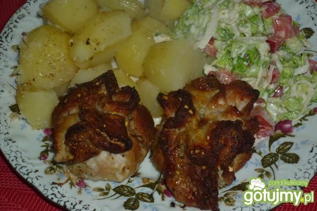 Sakiewki schabowe z maślaczkami Sakiewki schabowe z maślaczkami