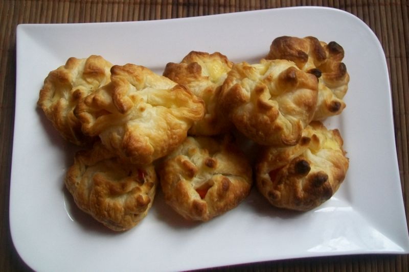 Sakiewki z ciasta francuskiego