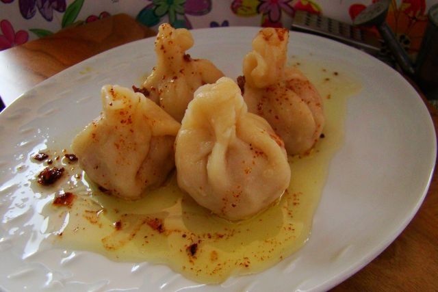 Sakiewki z farszem mięsnym z kaszą Sakiewki z farszem mięsnym z kaszą