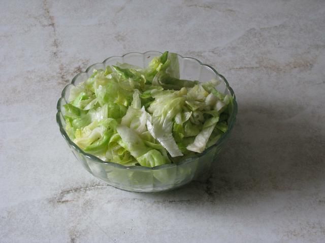 Sałata lodowa po francusku Sałata lodowa po francusku