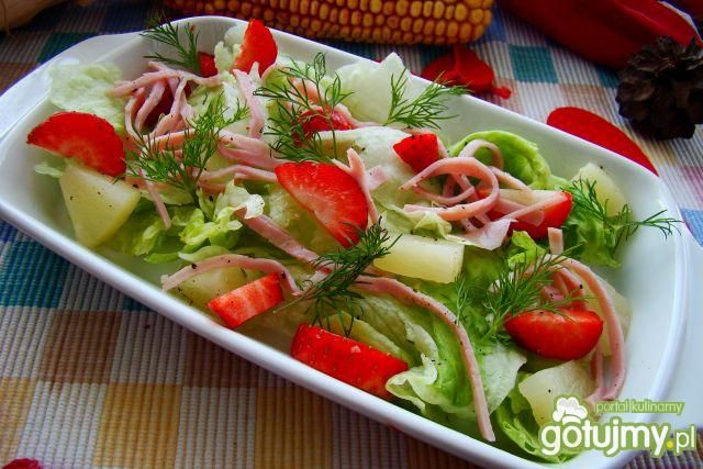 Sałata lodowa z owocami lekka