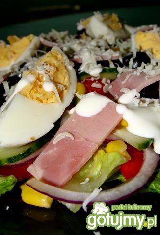 Sałata rzymska z czosnkowym dressingiem Sałata rzymska z czosnkowym dressingiem
