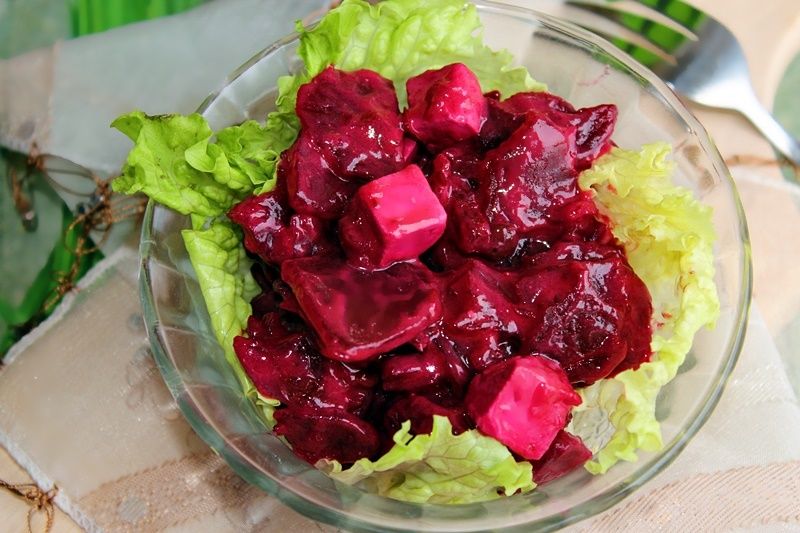 Sałata z buraków i fety Sałata z buraków i fety