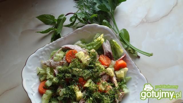 Sałata z gotowanym indykiem Sałata z gotowanym indykiem