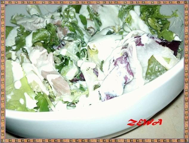 Sałata z kurczakiem Sałata z kurczakiem