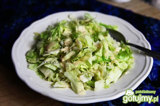 Sałata z sosem tysiąca wysp Sałata z sosem tysiąca wysp