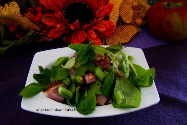 Sałata z szynka i selerem  Sałata z szynka i selerem