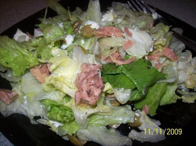 sałata z tuńczykiem sałata z tuńczykiem