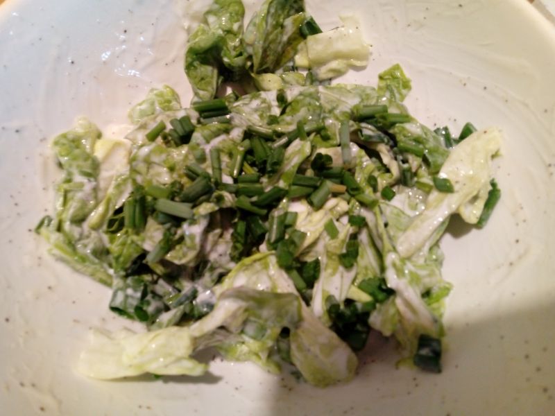 Sałata ze śmietaną