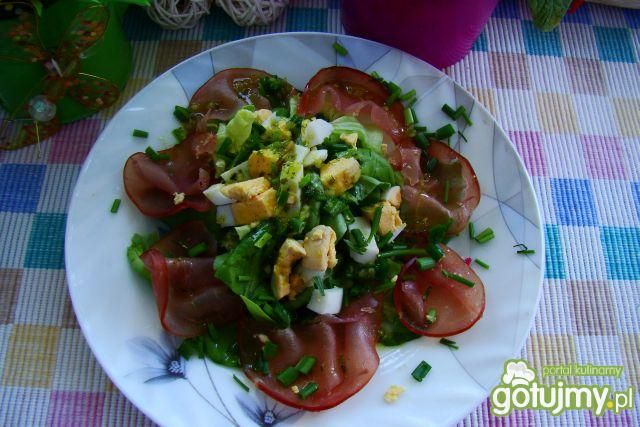 Sałata zielona z jajkiem  Sałata zielona z jajkiem