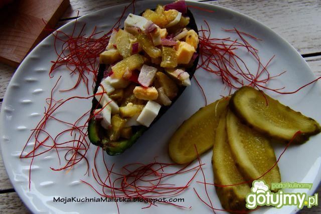 Sałateczka z ogórków konserwowych  Sałateczka z ogórków konserwowych