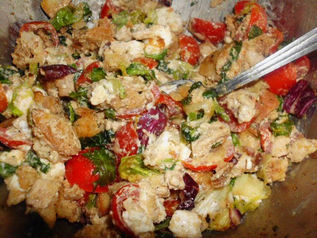 Sałatka a/la CEZAR Sałatka a/la CEZAR