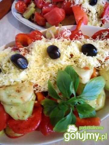 Sałatka ala szopska  Sałatka ala szopska