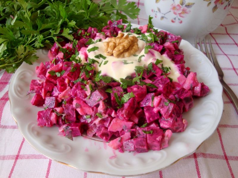Sałatka buraczkowa Sałatka buraczkowa