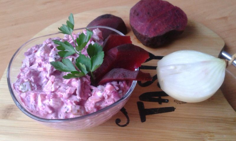 Sałatka buraczkowa