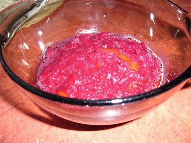 Sałatka buraczkowo-paprykowa Sałatka buraczkowo-paprykowa