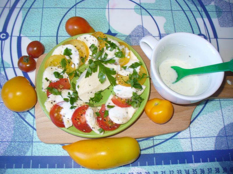Sałatka caprese Sałatka caprese