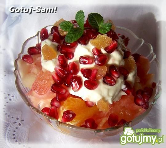 Sałatka cytrusowa z granatem