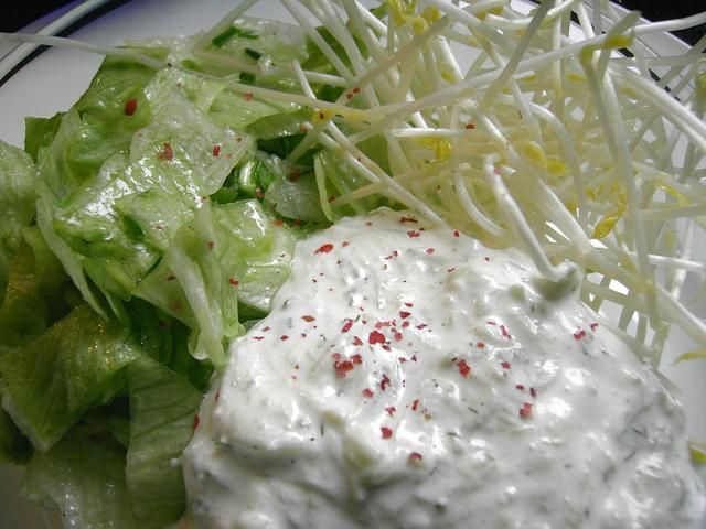 Salatka do gyrosu - tzatziki Salatka do gyrosu - tzatziki