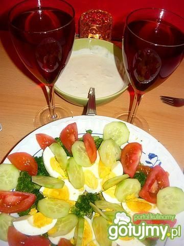 Sałatka dobra wiosenną porą Sałatka dobra wiosenną porą