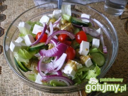 Sałatka grecka z oliwkami
