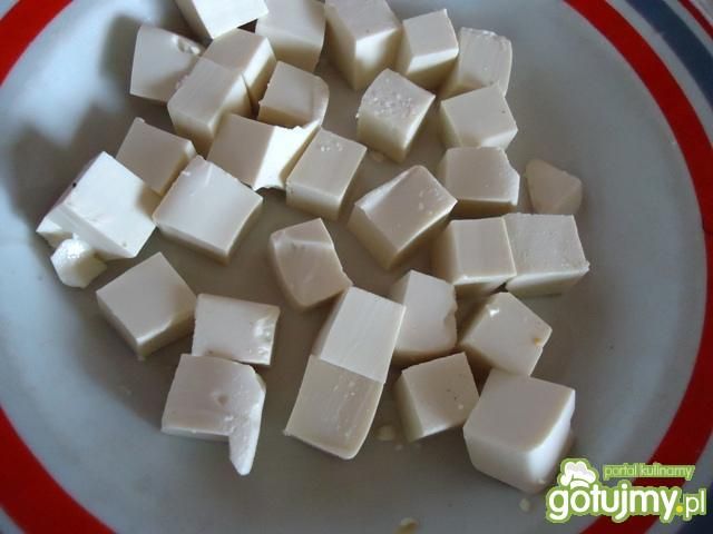 Sałatka grecka z tofu