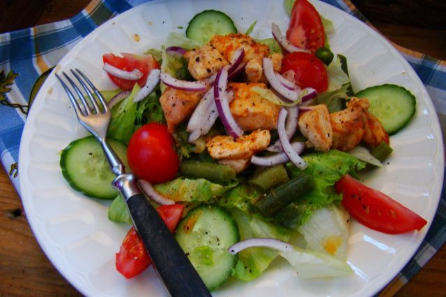 Sałatka gyros inaczej 