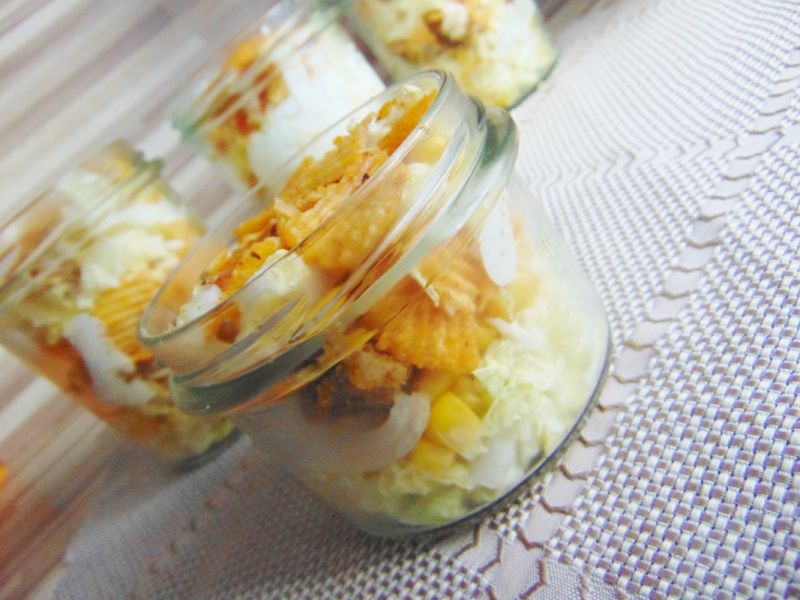 Sałatka gyros z chipsami