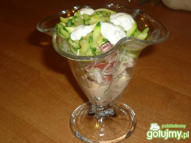 Sałatka gyros z cukinią