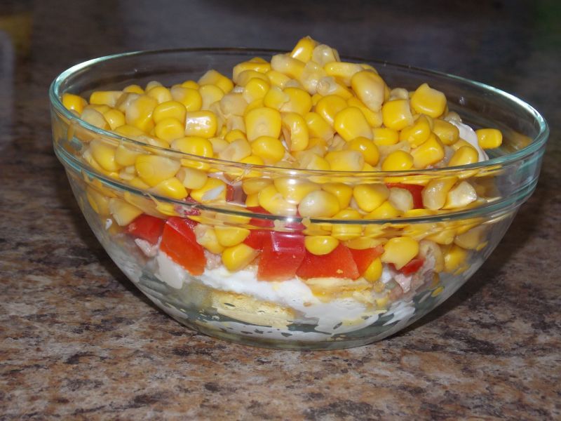 Sałatka jajeczna z tuńczykiem