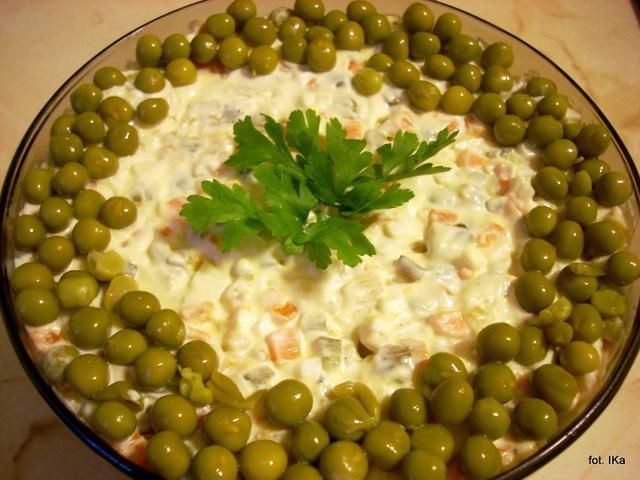 Sałatka jarzynowa tradycyjna  Sałatka jarzynowa tradycyjna