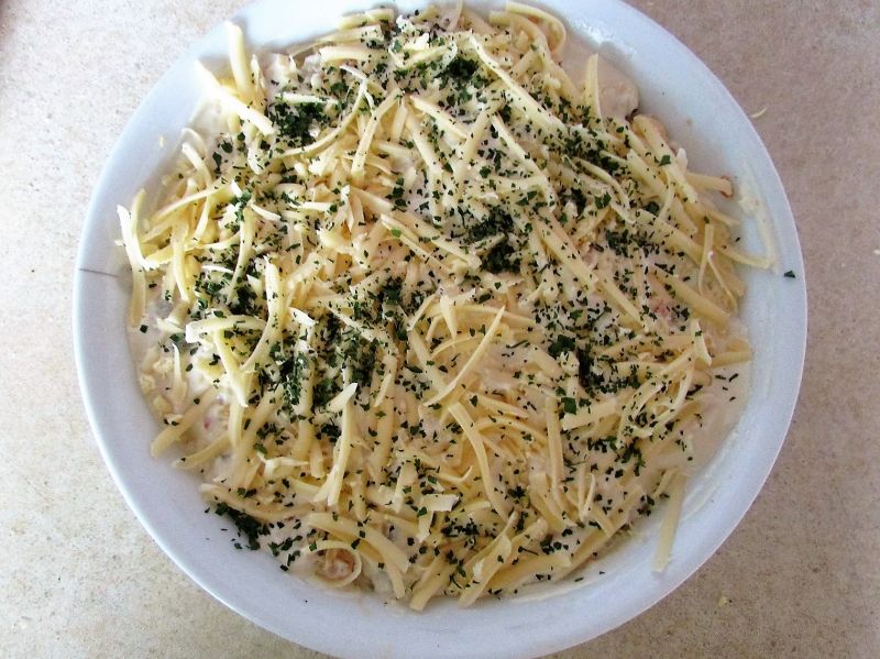 Sałatka jarzynowa ze śledziami