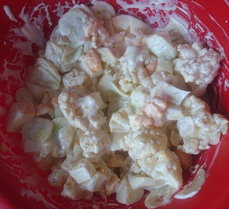 sałatka kalafiorowa sałatka kalafiorowa