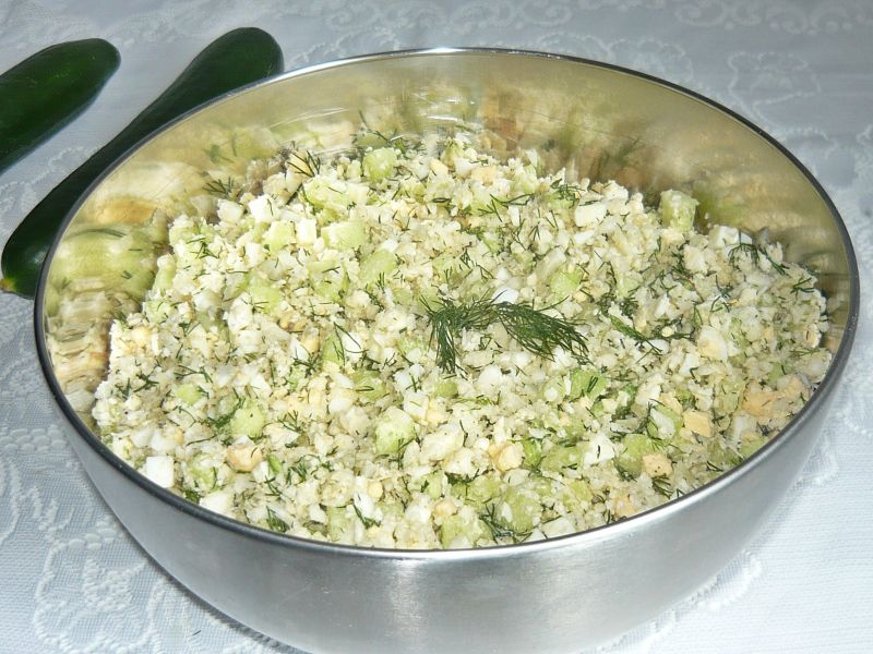 Sałatka kalafiorowa