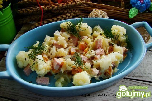 Sałatka kalafiorowa z polędwiczką 