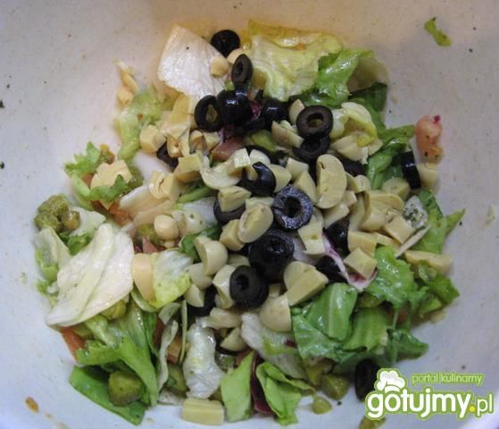 Sałatka kolorowa z pieczarkami Sałatka kolorowa z pieczarkami