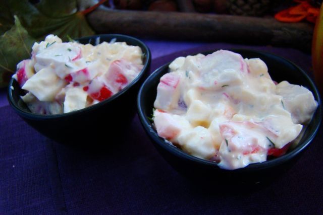 Sałatka krabowo - jajeczna 