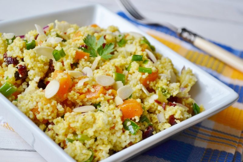 Sałatka kuskus z curry