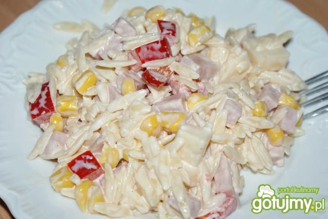 Sałatka makaron-ryż